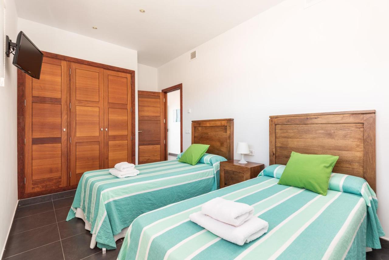 Villa Orquidea Son Bou Bagian luar foto